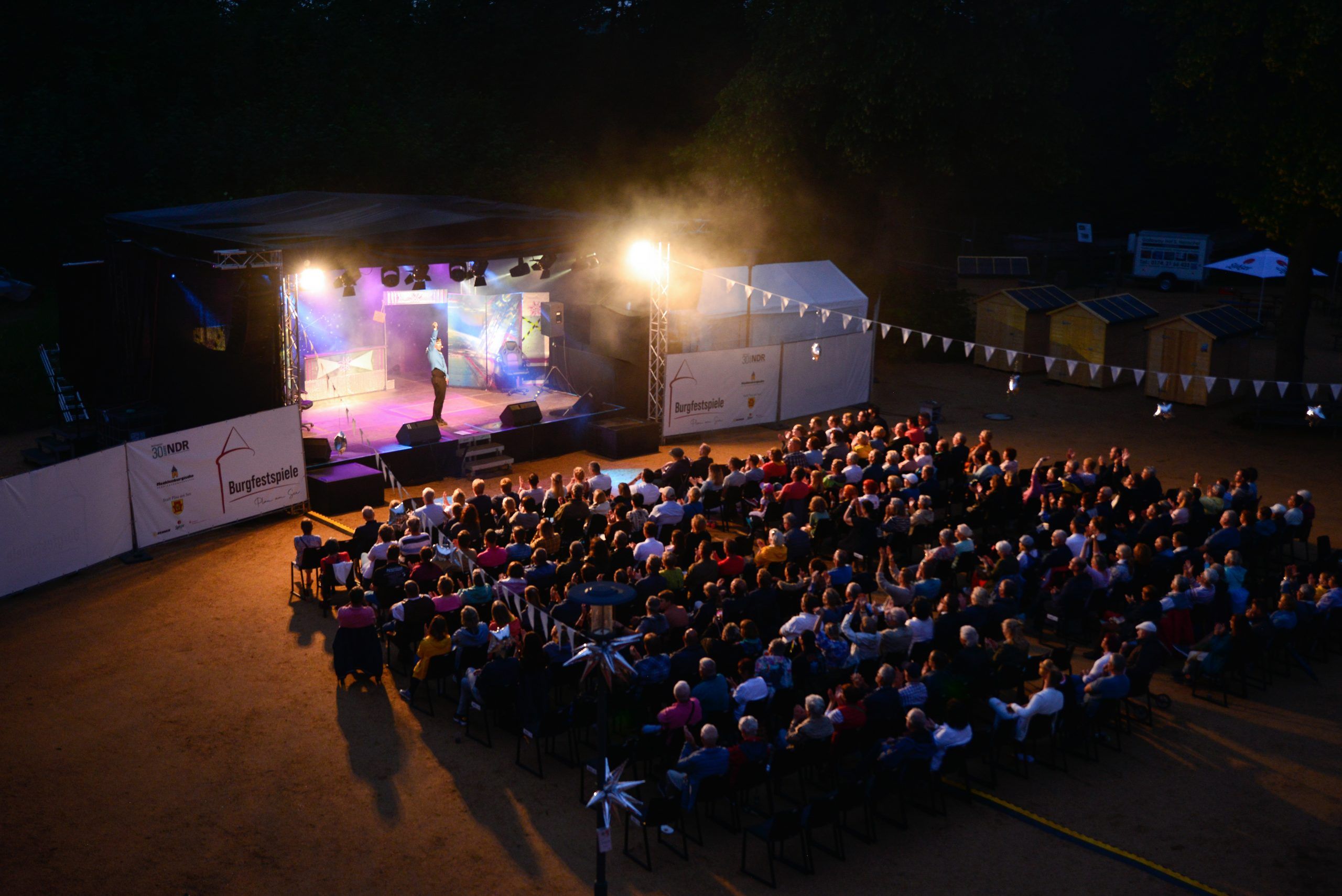 Burgfestspiele Plau am See Outdoor Theater Revue Musical