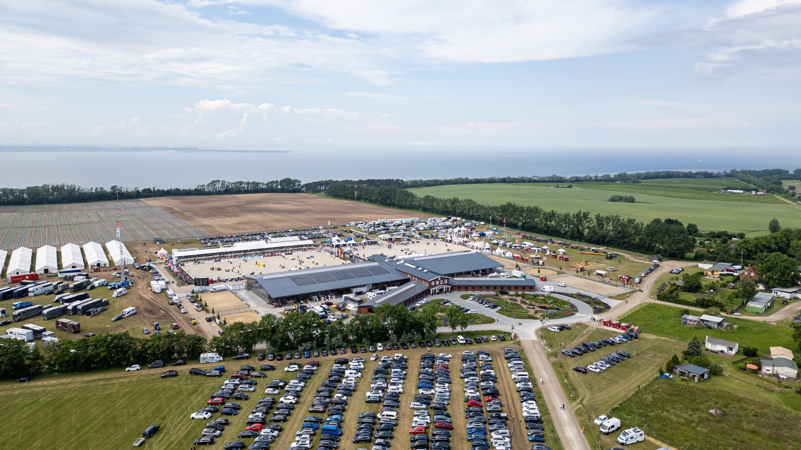 DKB Pferdewoche Festival Reitsport Reitturnier international